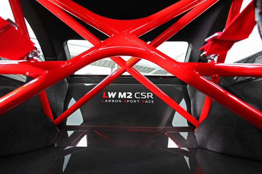 Интерьер BMW M2 CSR by Lightweight Performance 2017 года  (фото 30 из 32)